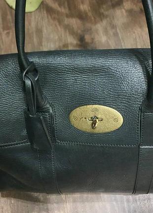 Сумка mulberry35×25
кожа натуральная  
есть номер.. . ключик.. замочек