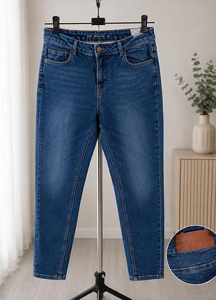 Стильні жіночі джинси love denim насиченого синього кольору.