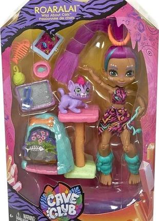 Кукла mattel cave club roaralai