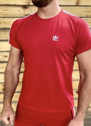 Adidas красная футболка