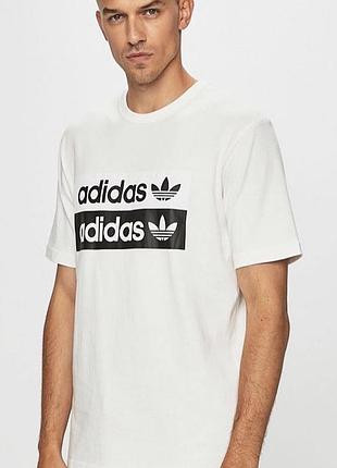 Чоловіча футболка adidas біла адідас