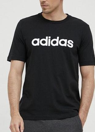 Чоловіча футболка adidas чорна адідас унісекс