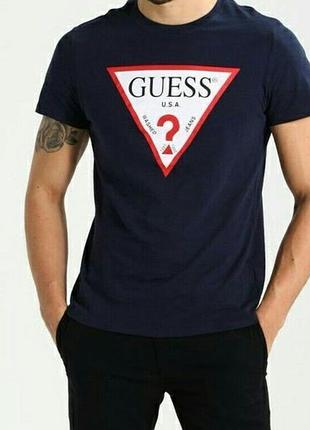 Чоловіча футболка guess у темно-синьому кольорі
