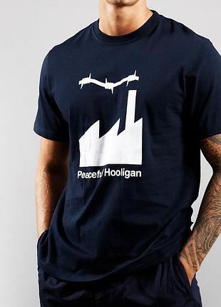 Чоловіча футболка peaceful hooligan темно-синя унісекс