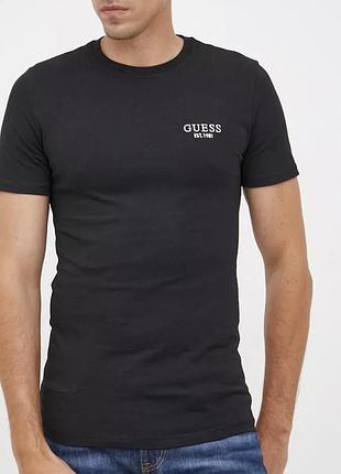 Чоловіча футболка guess чорна гесс