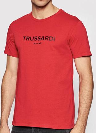 Мужская футболка trussardi milano красная