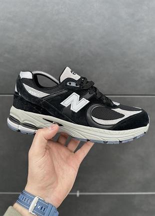 Кроссовки new balance 2002r черные серые для мужчин стильная обувь с комфортной подошвой нью баланс