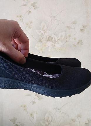 Сліпони skechers microburst one up на стопу 24,5 см сток, нові