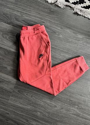 Жіночі штани nike tech fleece розмір м