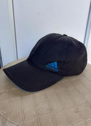 Кепка мужская фирменная adidas, размер 56-58.