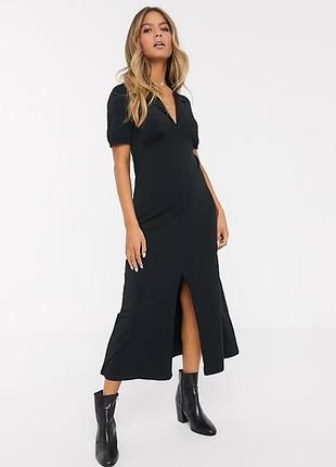 Стильна чорна сукня-міді від asos