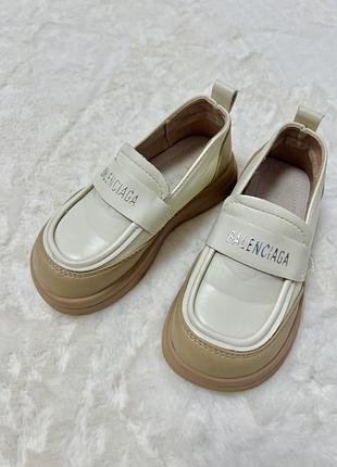 Дитячі туфельки 27