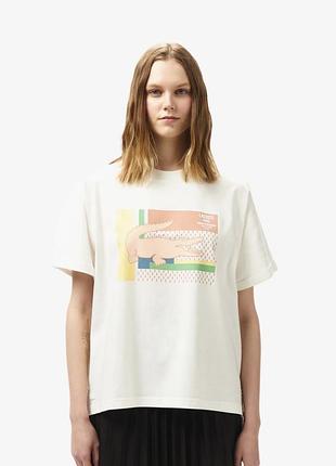 Біла футболка з принтом lacoste