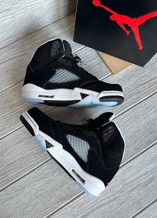 Стильные кроссовки air jordan 5 retro areo