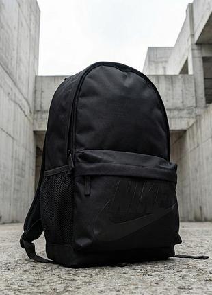 Рюкзак nike чорний з великим чорним лого