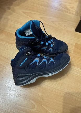 Lowa gore tex 35 розмір