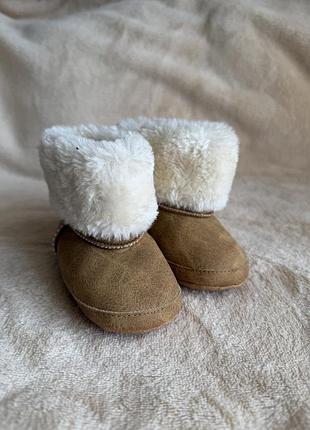 Чобітки угги пінетки mothercare, uk 1 (eur 16)