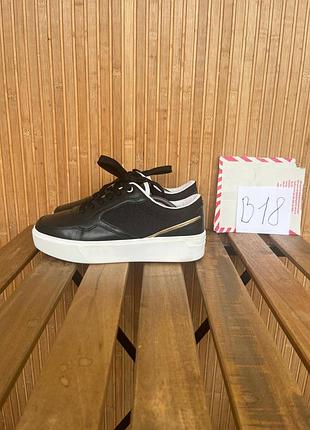 Кроссовки tommy hilfiger platform monogram sneaker