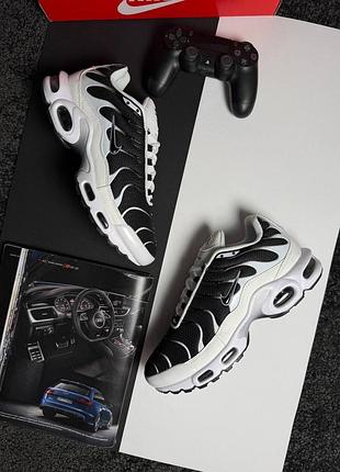 Чоловічі кросівки nike air max plus tn white black