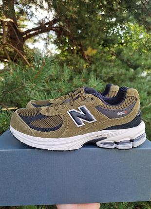 Оригинальные кроссовки new balance 2002r'woodland/black' (артикул u2002rr) оливкового цвета