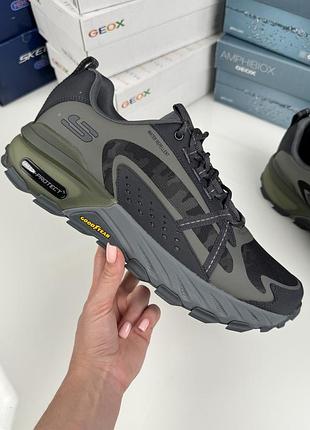 Чоловічі якісні кросівки skechers