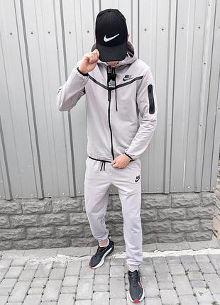 Мужской спортивный костюм nike