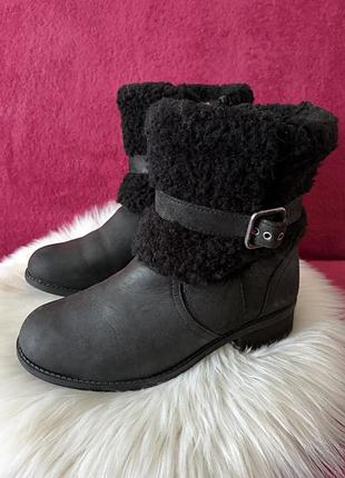 Ugg blayre ii оригінал зимові черевики напівчоботи жіночі в стилі мото на натуральній австралійській овчині чорні р. 37