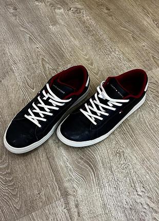 Кросівки tommy hilfiger 44 розміру чоловічі
