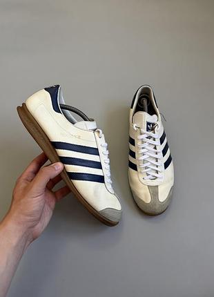 Adidas rekords vintage 80 44(28cm) universal london city series