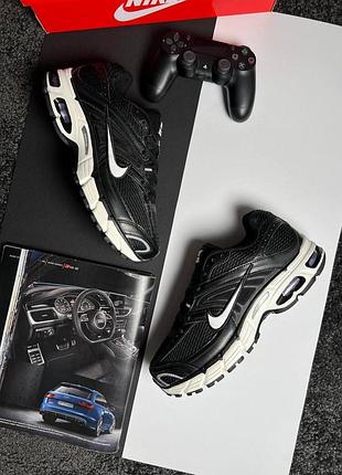 Чоловічі кросівки nike air max moto 2k black white