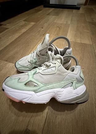 Кросівки adidas falcon оригінал