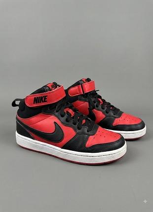 Кроссовки хайтопы фирмы nike, размер 38.