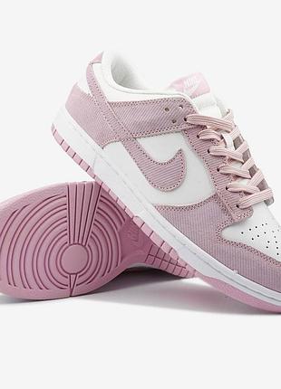 Nike sb dunk low pink corduroy