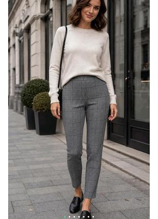 Новые брендовые трикотажные классические укороченные брюки р.18.