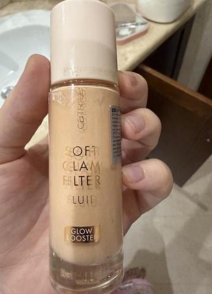 Catrice soft glam filter fluid