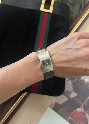 Вінтажний годиник lacoste