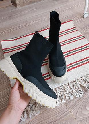 Черевики zara