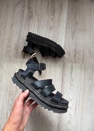 Сандалі dr martens оригінал