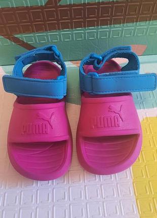 Босоніжки puma на дівчинку, розмір 24