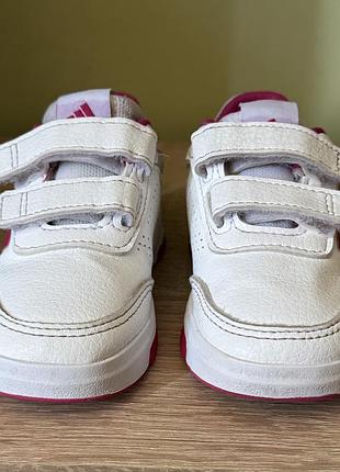 Детские кроссовки adidas tensaur hook and loop