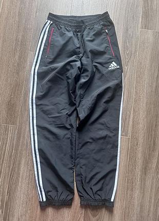 Спортивні штани adidas, легкі