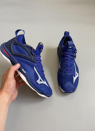 Mizuno wave mirage 3 42(27см)