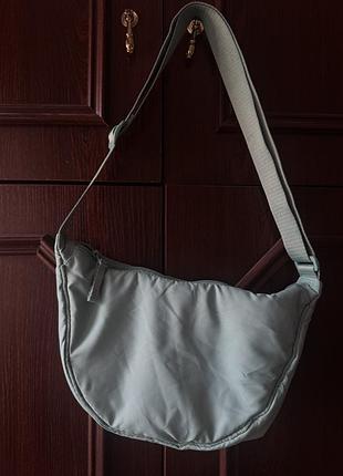 Сумка uniqlo crossbody