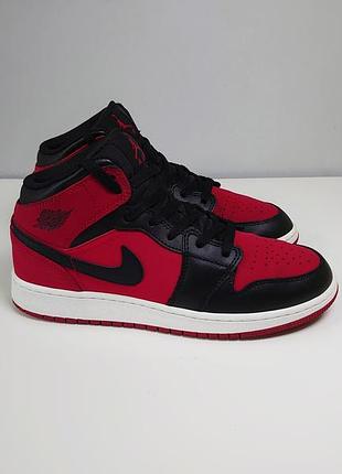 Кросівки nike air jordan 1 mid junior 554725-610 gym red/black 38 р. оригінал
