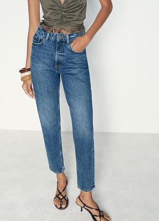 Джинсы z1975 mom fit с высокой посадкой от zara