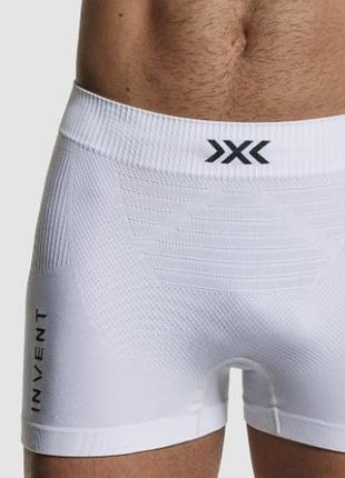 Мужские серые функциональные спортивные трусы-боксерки серии x-bionic invent 4.023 boxer shorts