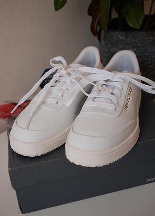 New balance кросівки