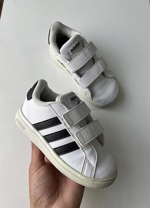 Дитячі кросівки adidas,кросівки дитячі на липучках adidas