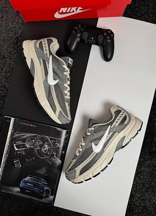 Чоловічі кросівки nike initiator grey beige