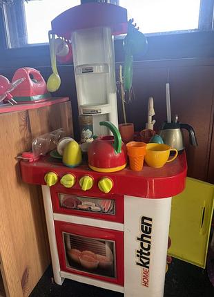 Кухня дитяча з краном